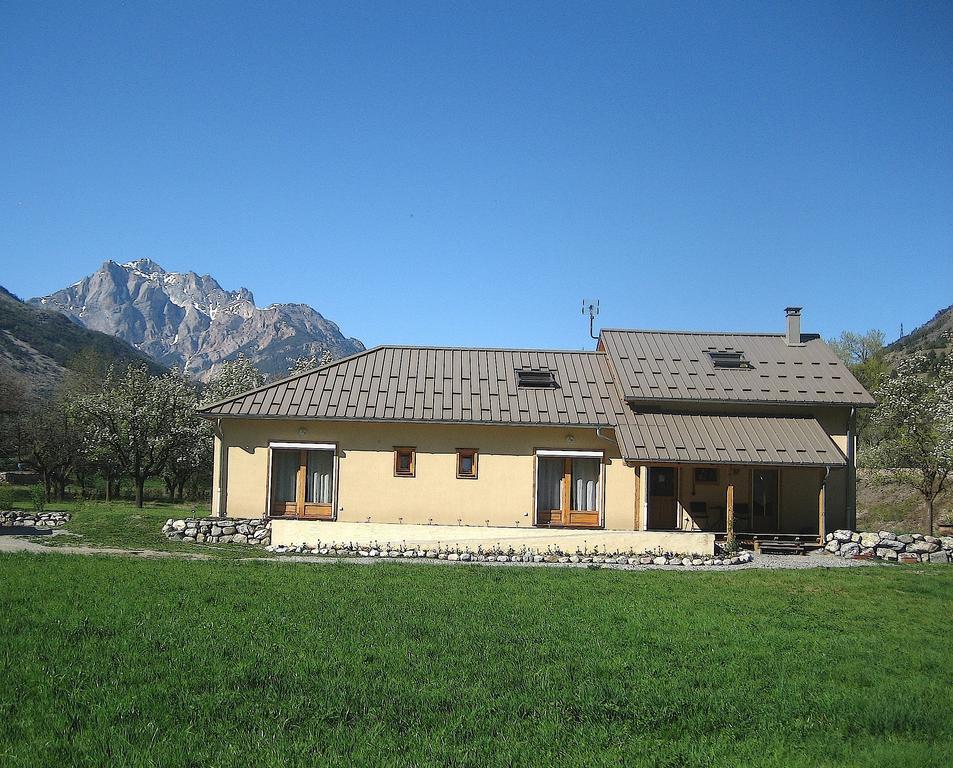 LʼArgentière-la-Bessée Chambres D'Hotes La Pierre D'Oran المظهر الخارجي الصورة
